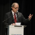 Mercadante quer reindustrializar o Brasil com o BNDES