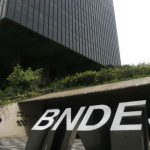 Para cada milhão de reais desembolsado, BNDES apoia 10 empregos