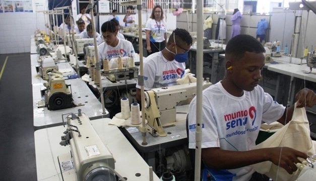 Rio sedia evento para reduzir gargalo entre setor têxtil e confecção