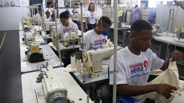 Rio sedia evento para reduzir gargalo entre setor têxtil e confecção